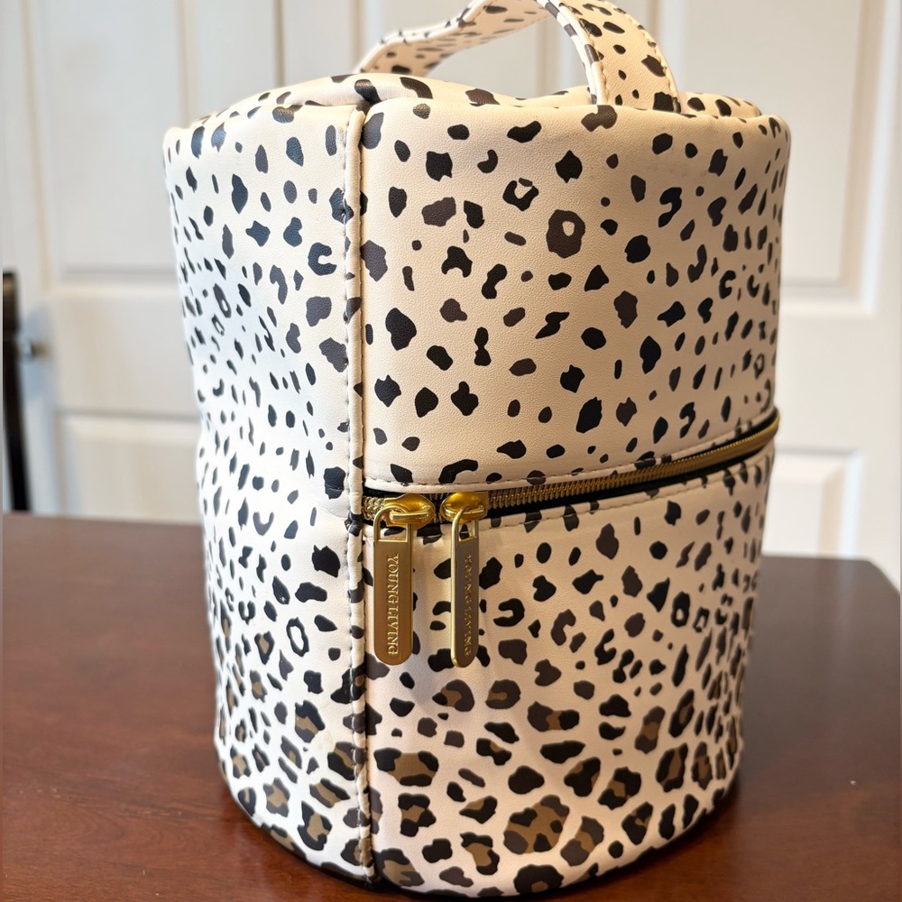 Young Living Diffuser Travel Bag Leopard Print Organizer